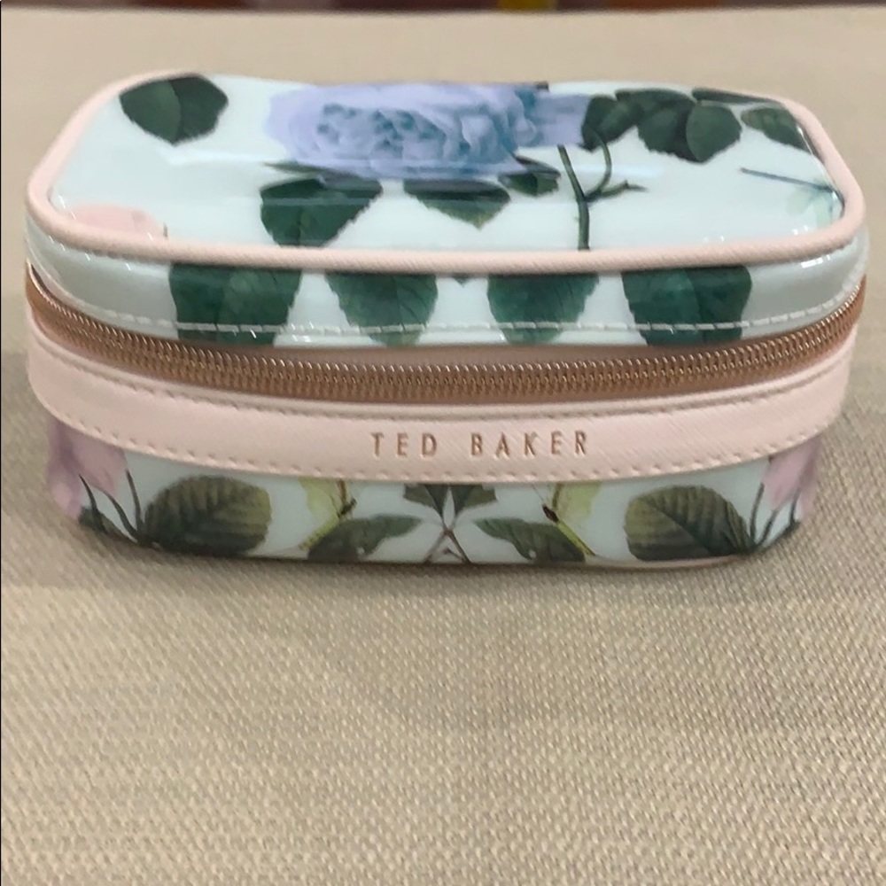 Ted Baker zipper travel pouch